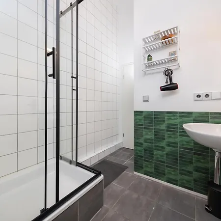 Apartmán Oase Am Mauerpark - 4 Schlafzimmer - 130qm - Modern *