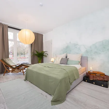 Oase Am Mauerpark - 4 Schlafzimmer - 130qm - Modern Berlín