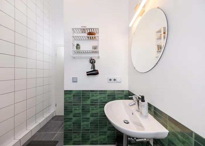 Apartman Oase Am Mauerpark - 4 Schlafzimmer - 130qm - Modern