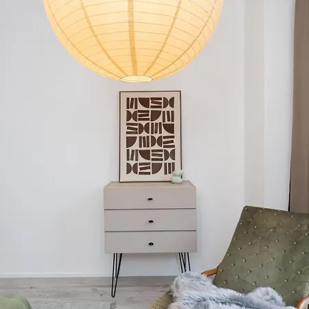 Oase Am Mauerpark - 4 Schlafzimmer - 130qm - Modern