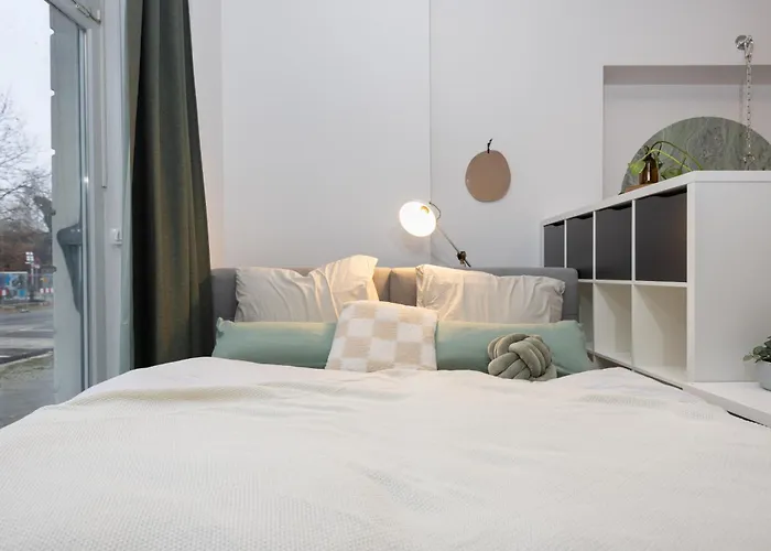 Oase Am Mauerpark - 4 Schlafzimmer - 130qm - Modern